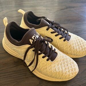 Women’s size 10 APL shoes. In excellent shape